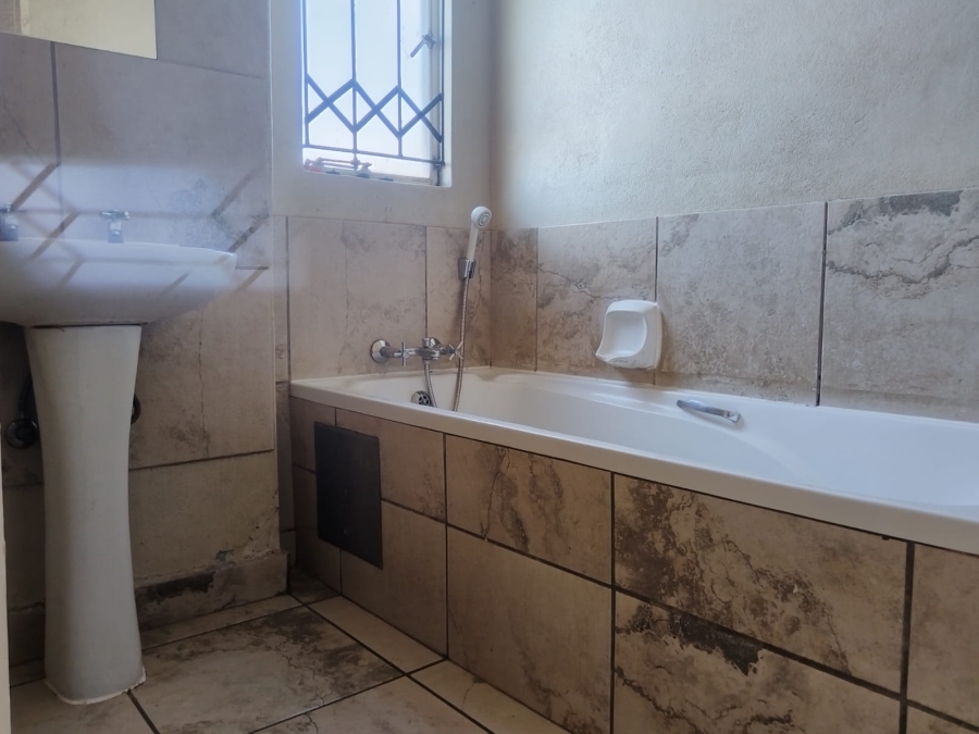 3 Bedroom Property for Sale in Freedom Park North West